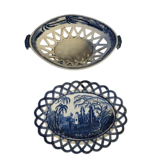 143 - AN EARLY 19TH CENTURY STAFFORDSHIRE PEARLWARE BLUE AND WHITE TWIN HANDLED CHESTNUT DESSERT BASKET ON... 