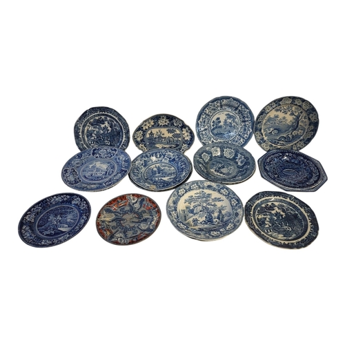 150 - AN EARLY 19TH CENTURY SPODE PEARLWARE PLATE, CIRCA 1820
Common Wolf Trap, early 19th Century blue an... 