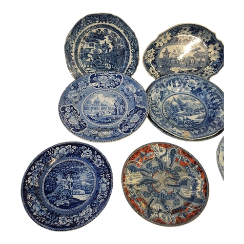 150 - AN EARLY 19TH CENTURY SPODE PEARLWARE PLATE, CIRCA 1820
Common Wolf Trap, early 19th Century blue an... 