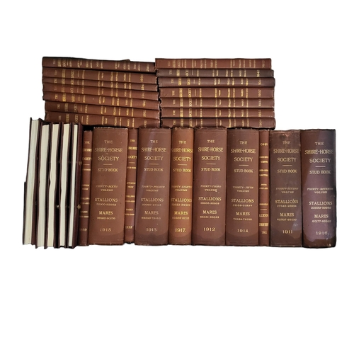 178 - THE SHIRE HORSE SOCIETY, A COLLECTION OF VICTORIAN AND LATER HARDBACK BOOKS
Dating from 1885 - 1997.... 