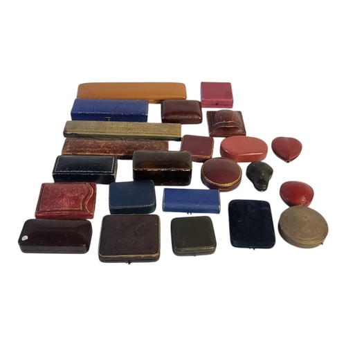 50 - A COLLECTION OF VICTORIAN AND LATER JEWELLERY BOXES
To include shaped leather clad box P Orr and Son... 