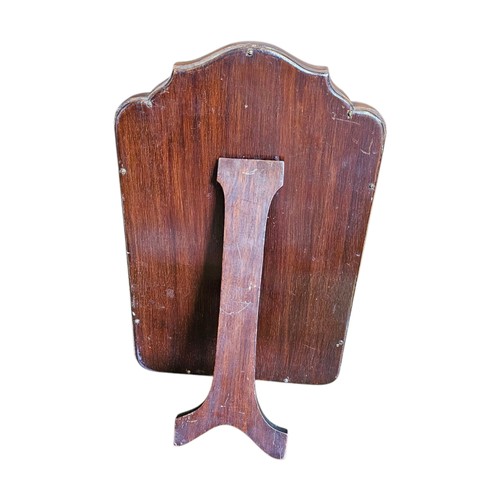 261 - AN EARLY 20TH CENTURY MAHOGANY EASEL MIRROR
Having a scrolled top and veneer to frame.
(approx 23cm ... 
