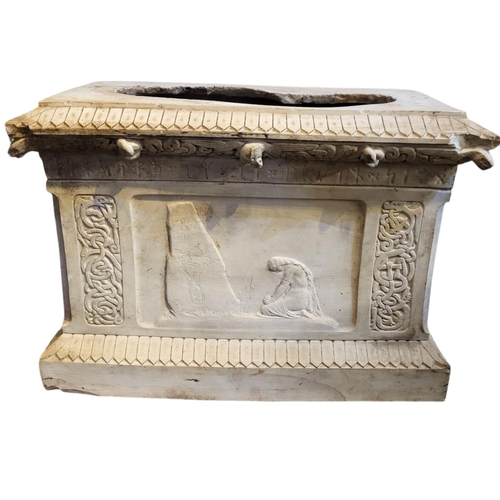 260 - A MID 19TH CENTURY PARIAN GARDEN PLINTH 
In Ancient Greek palestra pattern.
(h 32cm x w 45cm x d 26c... 