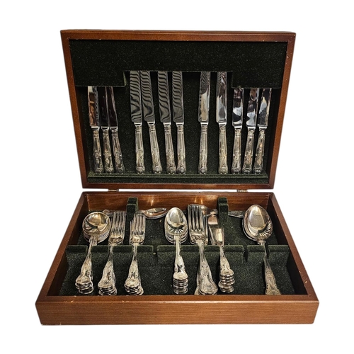 278 - A SILVER PLATED CANTEEN OF KINGS PATTERN CUTLERY
Comprising six dinner knives and forks,six fish kni... 
