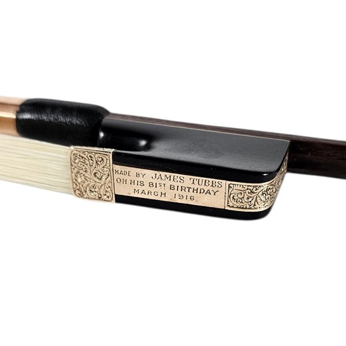 100 - MADE BY JAMES TUBBS ON HIS 81ST BIRTHDAY, MARCH 1916, A FINE GOLD MOUNTED VIOLIN BOW
Round stick, en... 
