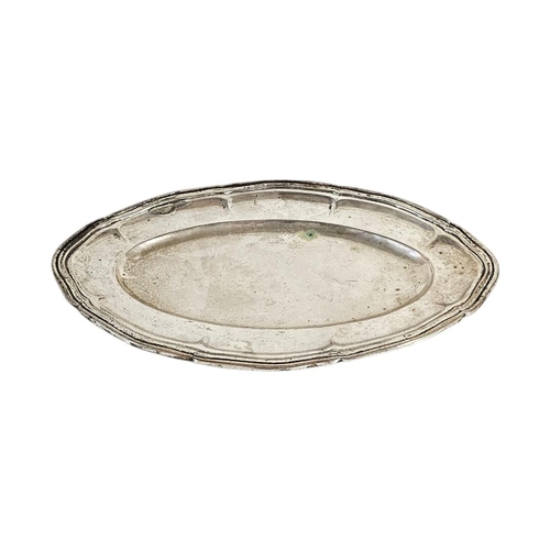 7 - AN EARLY 20TH CENTURY CONTINENTAL OVAL SILVER TRAY
With scalloped edge, marked .900 to base.
(approx... 