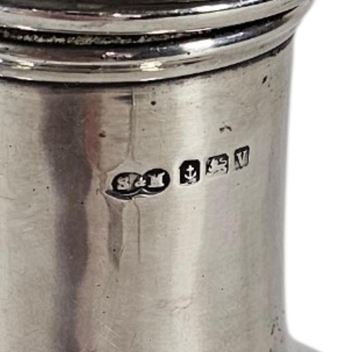 84 - A LARGE EARLY 20TH CENTURY SILVER SUGAR CASTOR
Having engraved decoration to dome top, hallmarked Bi... 