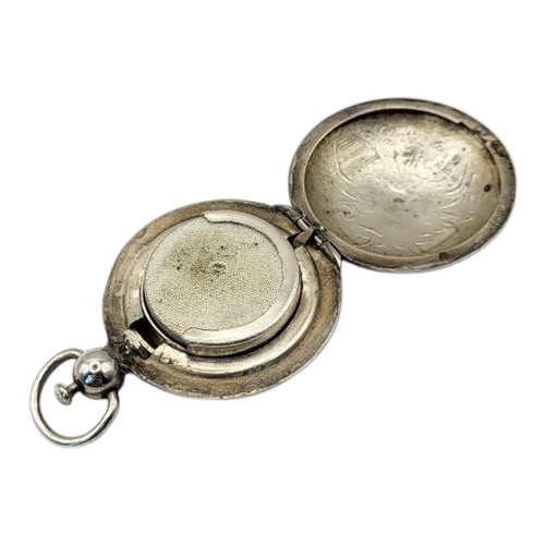 156 - AN EARLY 20TH CENTURY CONTINENTAL SILVER FULL SOVEREIGN COIN CASE
Circular form, with engraved cruci... 