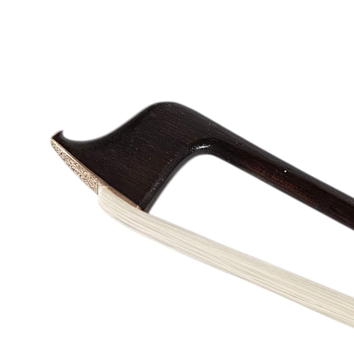 100 - MADE BY JAMES TUBBS ON HIS 81ST BIRTHDAY, MARCH 1916, A FINE GOLD MOUNTED VIOLIN BOW
Round stick, en... 
