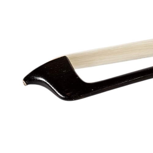 100 - MADE BY JAMES TUBBS ON HIS 81ST BIRTHDAY, MARCH 1916, A FINE GOLD MOUNTED VIOLIN BOW
Round stick, en... 