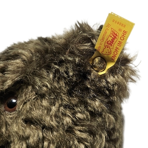 122 - STEIFF, ‘CLASSIC’, A BROWN TIPPED MOHAIR TEDDYBEAR
EAN 000800, 5 way jointed with stitched features ... 