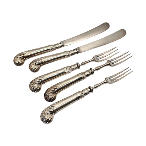 143 - A COLLECTION OF VINTAGE SILVER PISTOL GRIP FRUIT KNIVES AND FORKS
Two knives and three forks, hallma... 