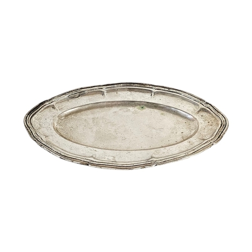 7 - AN EARLY 20TH CENTURY CONTINENTAL OVAL SILVER TRAY
With scalloped edge, marked .900 to base.
(approx... 