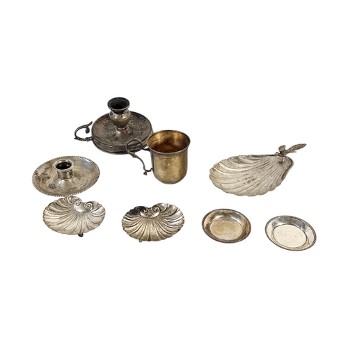 8 - A COLLECTION OF EARLY 20TH CENTURY CONTINENTAL SILVER TRINKETS
To include a shell dish set with a bi... 