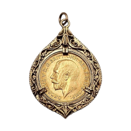 26A - A KING GEORGE V 22CT GOLD HALF SOVEREIGN COIN PENDANT, DATED 1913
In a scrolled yellow metal mount.
... 
