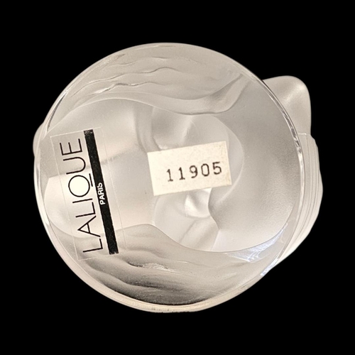 14 - LALIQUE, A VINTAGE LEDA AND THE SWAN FROSTED GLASS PAPERWEIGHT
Engraved marked to base with labels 1... 