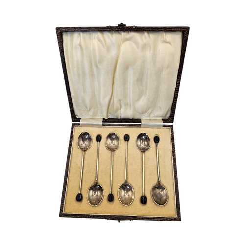 27 - A SET OF SIX EARLY 20TH CENTURY SILVER COFFEE SPOONS
Having bean finials, hallmarked Birmingham, 193... 