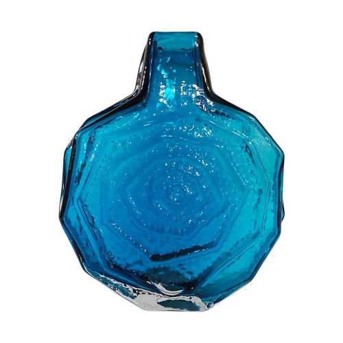 32 - WHITE FRIARS, A LARGE VINTAGE ‘KINGFISHER BLUE BANJO ‘ GLASS VASE 
Textured design by Geoffrey Baxte... 