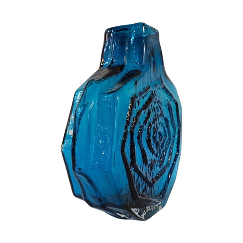 32 - WHITE FRIARS, A LARGE VINTAGE ‘KINGFISHER BLUE BANJO ‘ GLASS VASE 
Textured design by Geoffrey Baxte... 