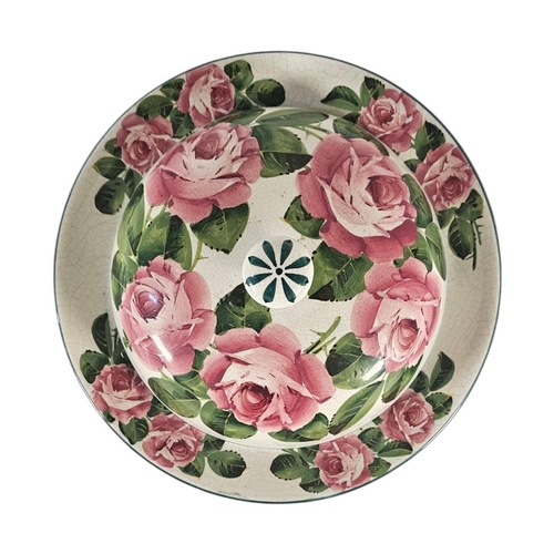 46 - A LARGE EARLY 20TH CENTURY WEMYSS ‘CABBAGE ROSE’ POTTERY MUFFIN DISH AND COVER
Hand painted decorati... 