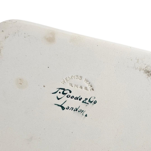 49 - WEMYSS WARE, AN EARLY 20TH CENTURY 'CABBAGE ROSE' POTTERY TRINKET TRAY
Rectangular firn with canted ... 