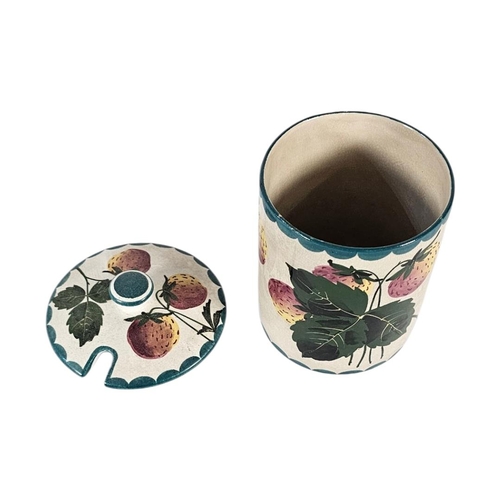 54 - WEMYSS WARE, AN EARLY 20TH CENTURY POTTERY ‘STRAWBERRIES’ PRESERVE POT
Hand painted decoration with ... 