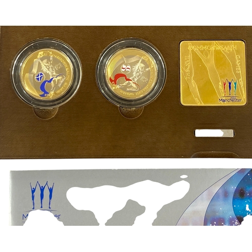 32 - 2002 Commonwealth Games 4-Coin Sterling Silver .925, Plated with Fine Gold and coloured.
Much as str... 