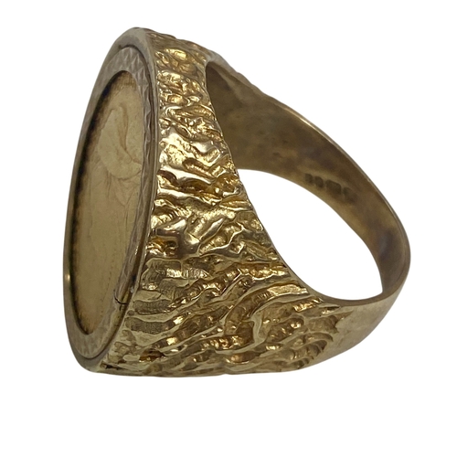209 - Victoria (1837-1901) Veil head Gold Sovereign housed in 9ct gold Ring, boxed. Size S. Gross weight 1... 