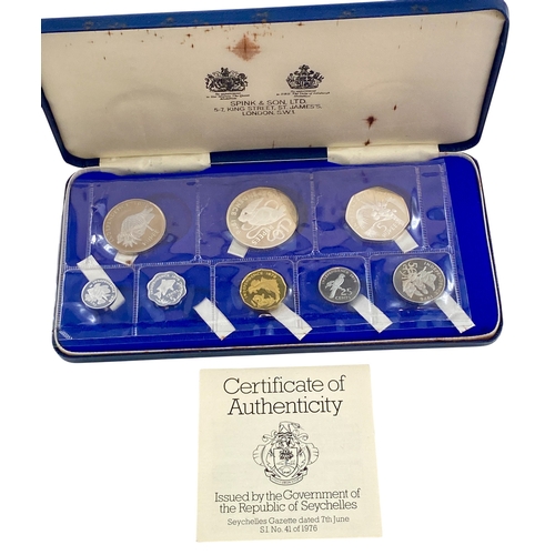 87 - Seychelles Proof silver set 1976 in Original case with COA.
Slight foxing to inner lid, practically ... 