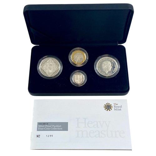 88 - The 2008 UK Silver proof Piedfort Four coin collection in original Royal Mint case with COA.
Brillia... 