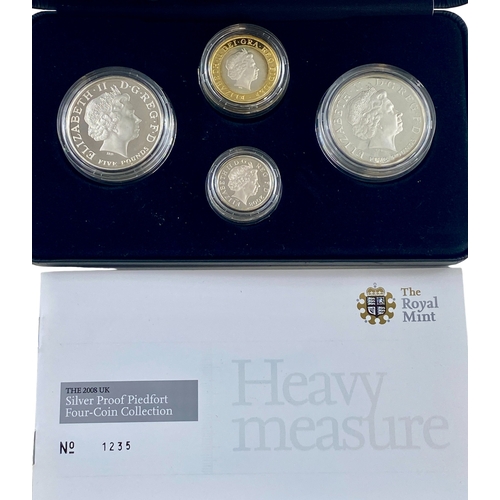 88 - The 2008 UK Silver proof Piedfort Four coin collection in original Royal Mint case with COA.
Brillia... 