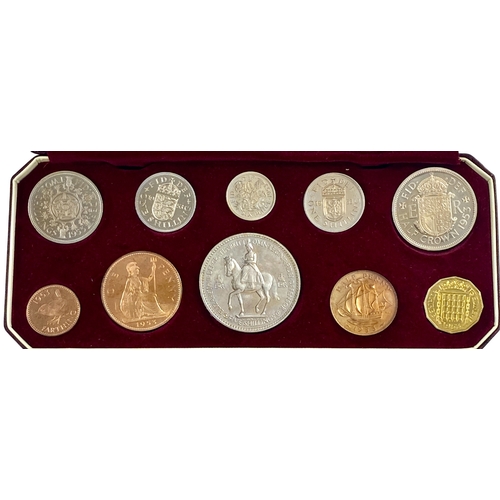 101 - Elizabeth II (1952-2022)
Coronation proof set 1953 Crown to Farthing in Red leather case of issue.
B... 