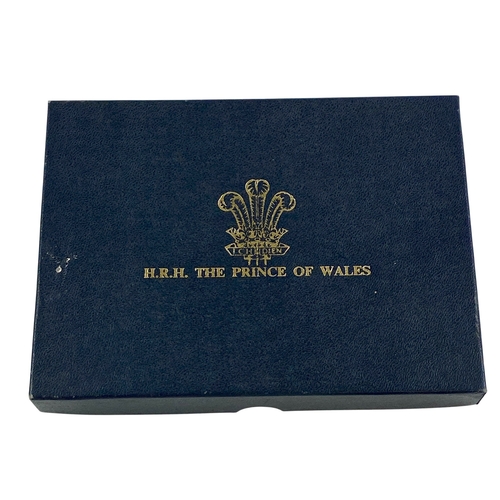 110 - HRH The Prince of Wales 999 Fine silver bar in Original Box with COA.
Weight 100 Grams.


Viewing is... 