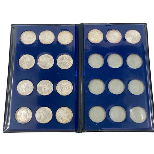 117 - Collection of Austria 50 Schillings 1959-1973
Total weight 300 grams .900 Silver in Folder.

Viewing... 