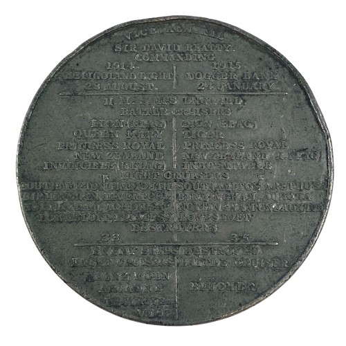 153 - British Naval actions at Heligoland 1914 and Dogger Bank 1915 medal Elmer 1940a
About very fine.


V... 