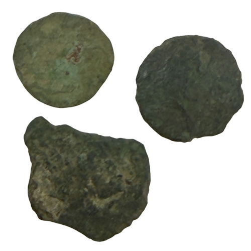 260 - Coin Group: Constantine I coin 307-337, Gallienus 253-268, Charles I Rose farthing, 17th century lea... 