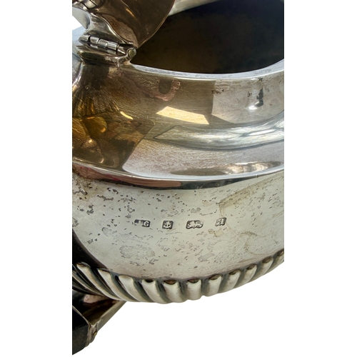 265 - Hallmarked .925 Silver Tea pot.
Gross weight 478 grams.