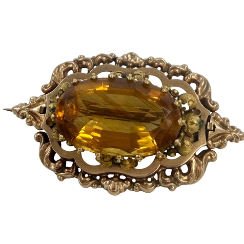 277 - A superb Gold Brooch XRF Tests as 12ct.
Gross weight 14.11 grams.