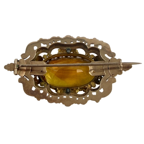 277 - A superb Gold Brooch XRF Tests as 12ct.
Gross weight 14.11 grams.