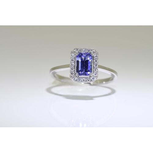 26 - Tanzanite & Diamond Ring