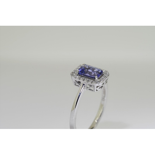 26 - Tanzanite & Diamond Ring