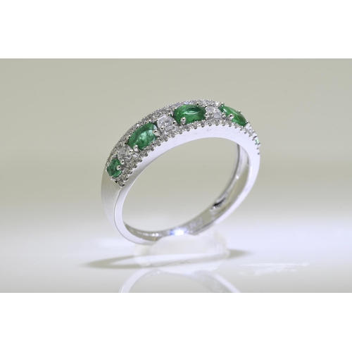 28 - Emerald & Diamond Ring