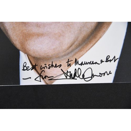 100 - DUDLEY MOORE Original signature