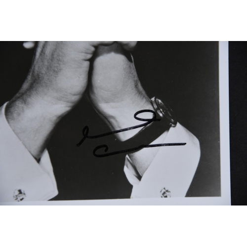 16 - MICHAEL CAINE Original signature