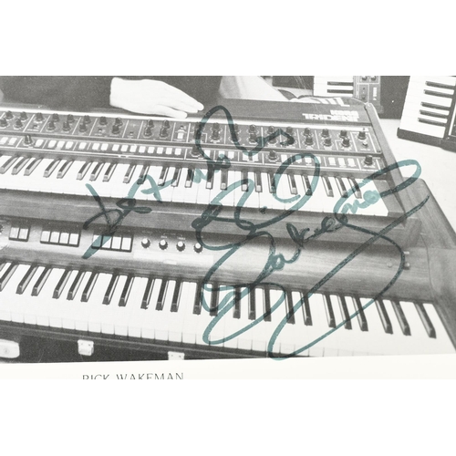 36 - RICK WAKEMAN Original signature