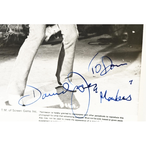 42 - DAVY JONES Original signature