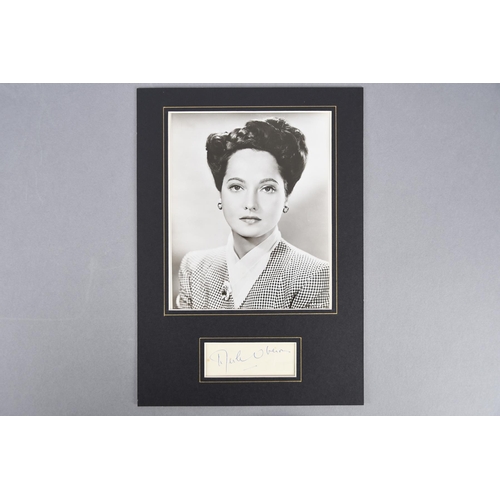 82 - MERLE OBERON Original signature