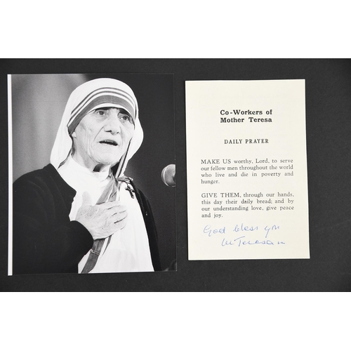 94 - Mother Teresa (1910 - 1997) Original Signature on Prayer Sheet.