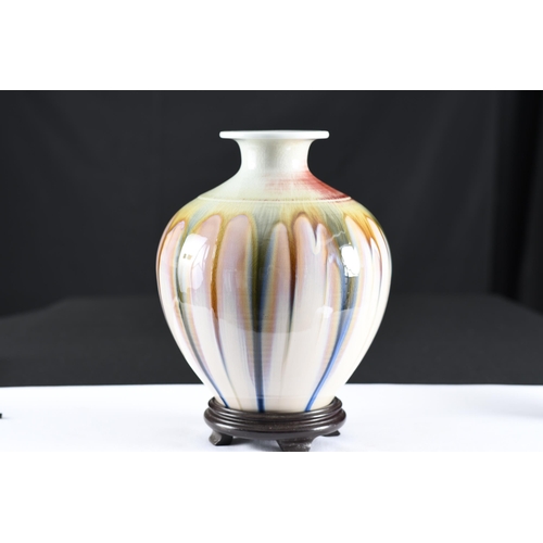 125 - Porcelain Handmade Art Vase