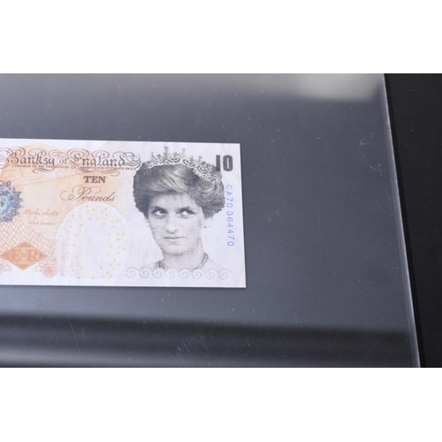 13 - Banksy Lady Di £10 Note